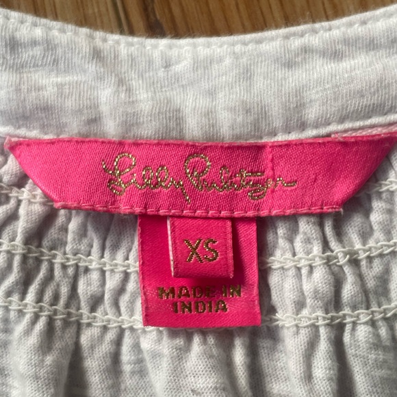 Lilly Pulitzer Essie white v-neck tank top with gold buttons, size XS - Picture 4 of 9